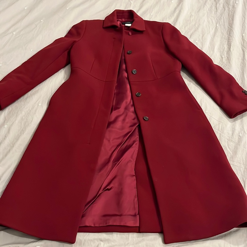 Super cute J Crew top coat, worn a few times in nearly perfect condition! Lovely